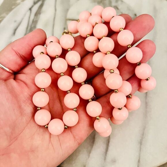 Vintage Pink Beaded Necklace Round Acrylic Bead Single Strand Unsigned Retro 42” - Picture 4 of 6